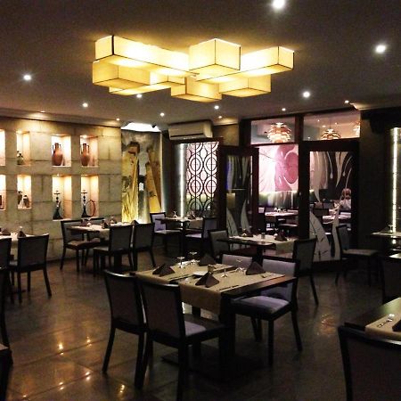 Hotel & Restaurant Farid Dakar Buitenkant foto