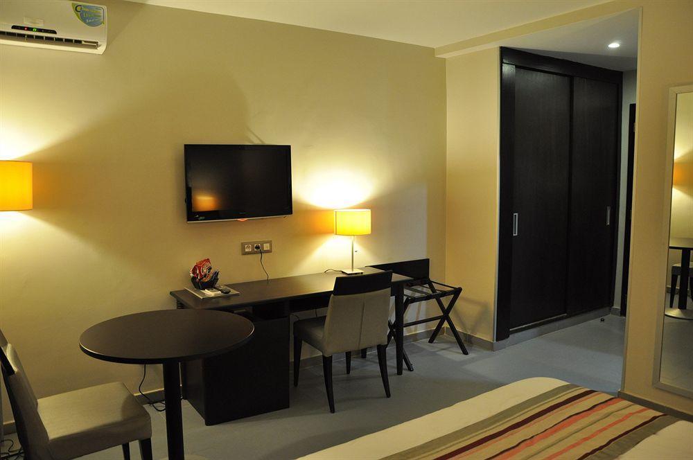 Hotel & Restaurant Farid Dakar Buitenkant foto