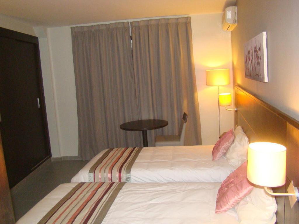 Hotel & Restaurant Farid Dakar Kamer foto