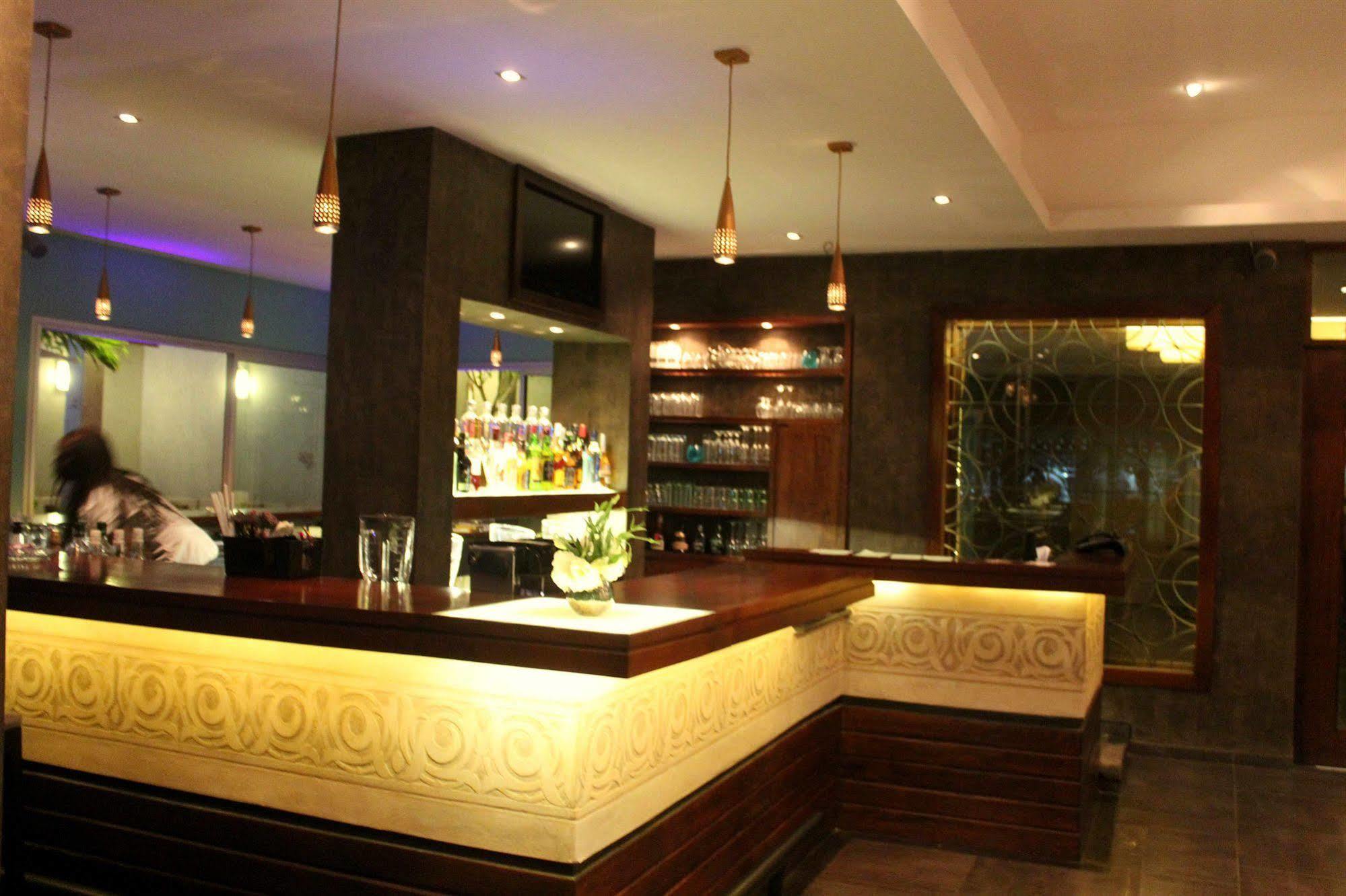 Hotel & Restaurant Farid Dakar Buitenkant foto
